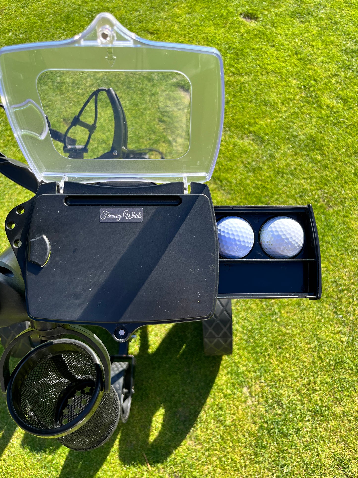 Fairway Wheels P1: Remote Controlled Golf Trolley