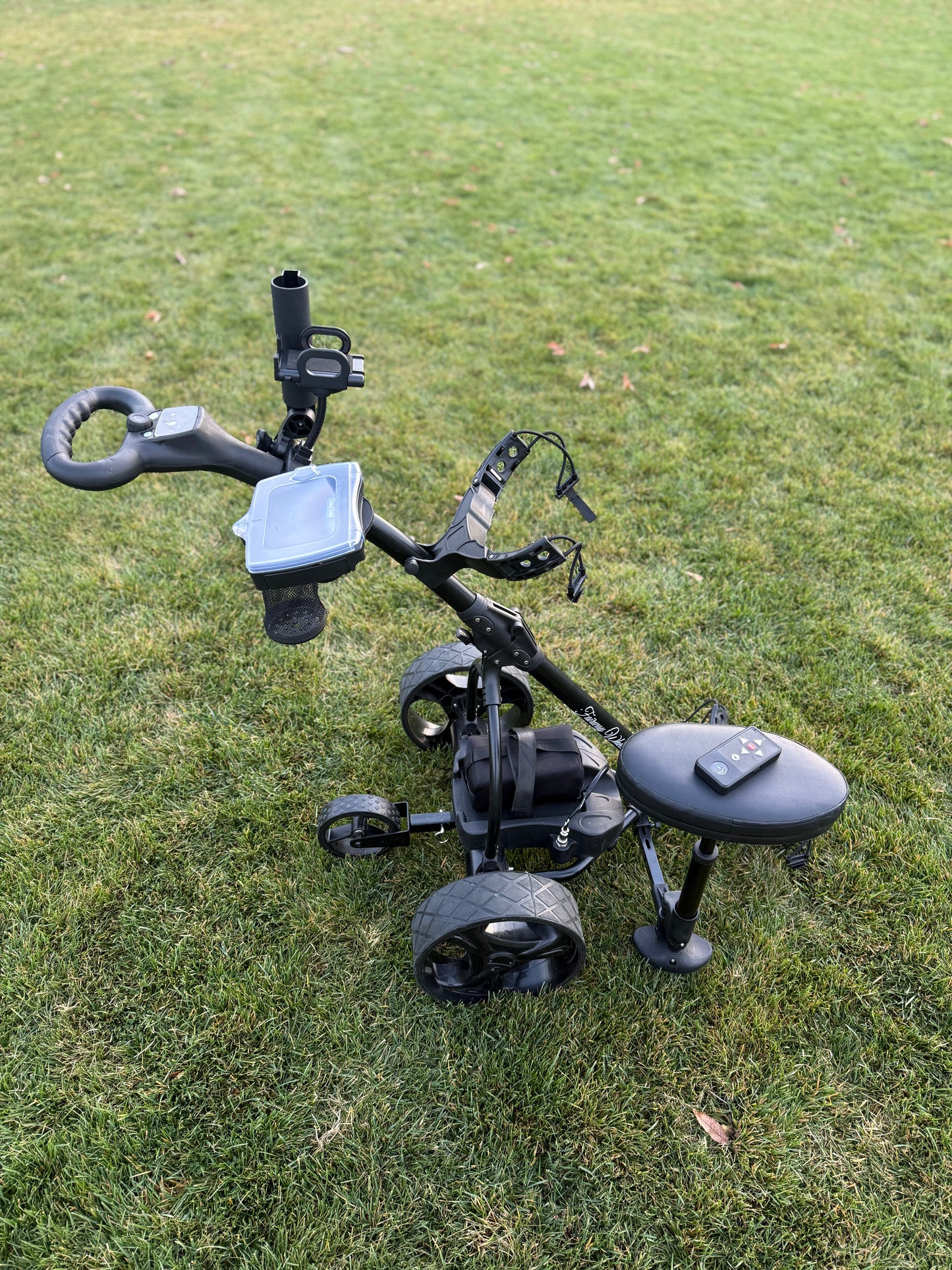 Fairway Wheels K2: Remote Controlled Golf Trolley